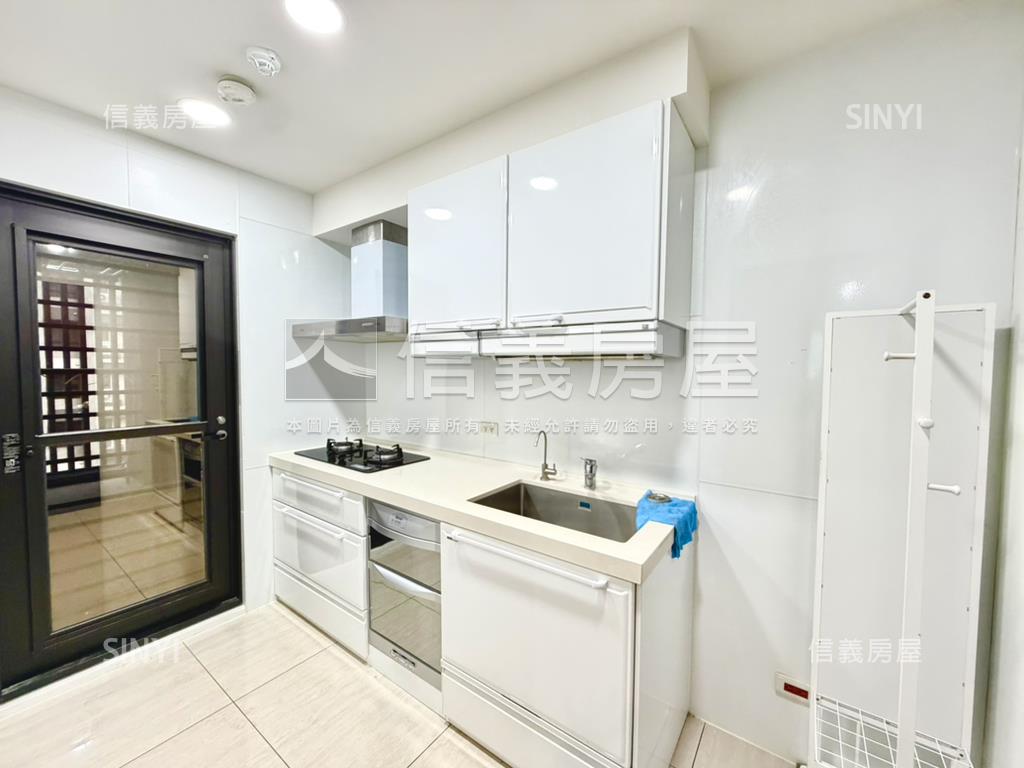 中路公園琚三房面公園房屋室內格局與周邊環境