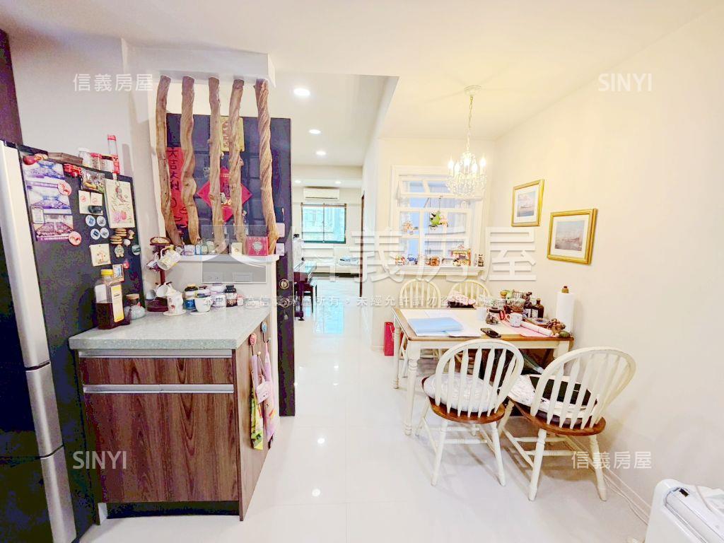 近捷運品味美妝即可入住房屋室內格局與周邊環境
