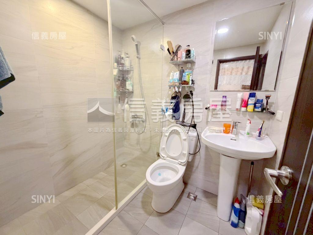 近捷運品味美妝即可入住房屋室內格局與周邊環境
