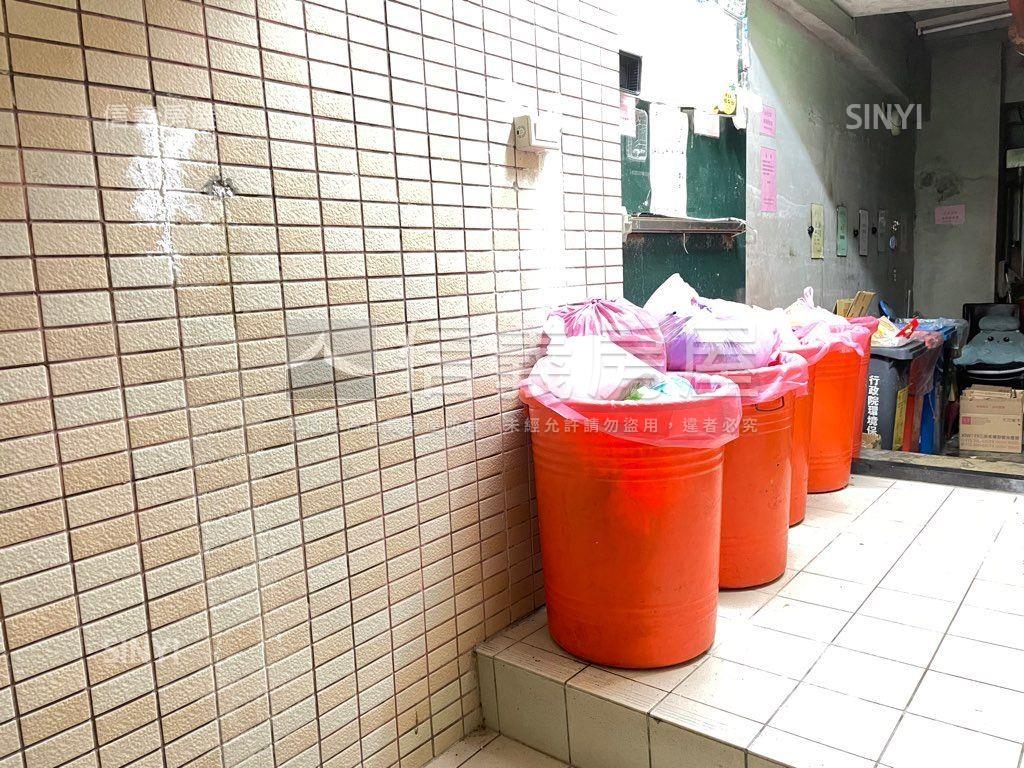 浪漫滿屋♥精裝電梯小資宅房屋室內格局與周邊環境