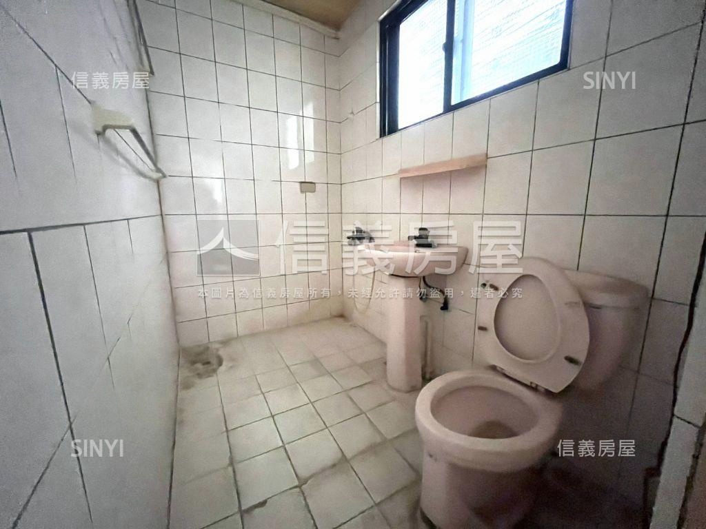 ★杏林三路方正透天★房屋室內格局與周邊環境
