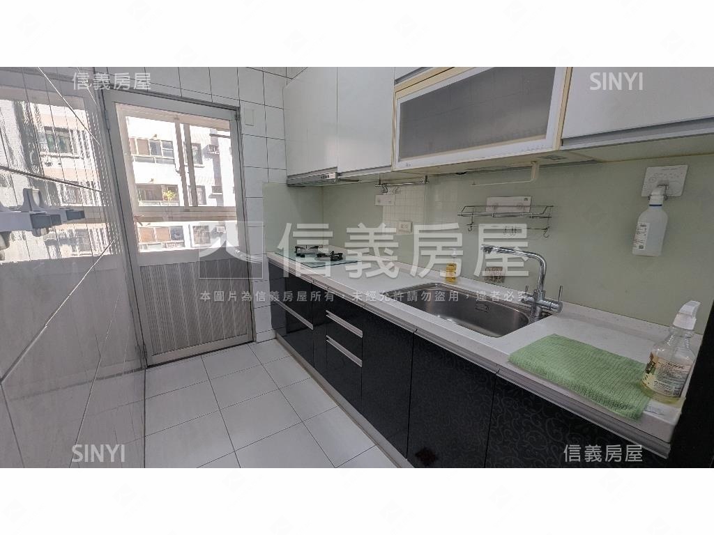 太子建設大四房平車房屋室內格局與周邊環境