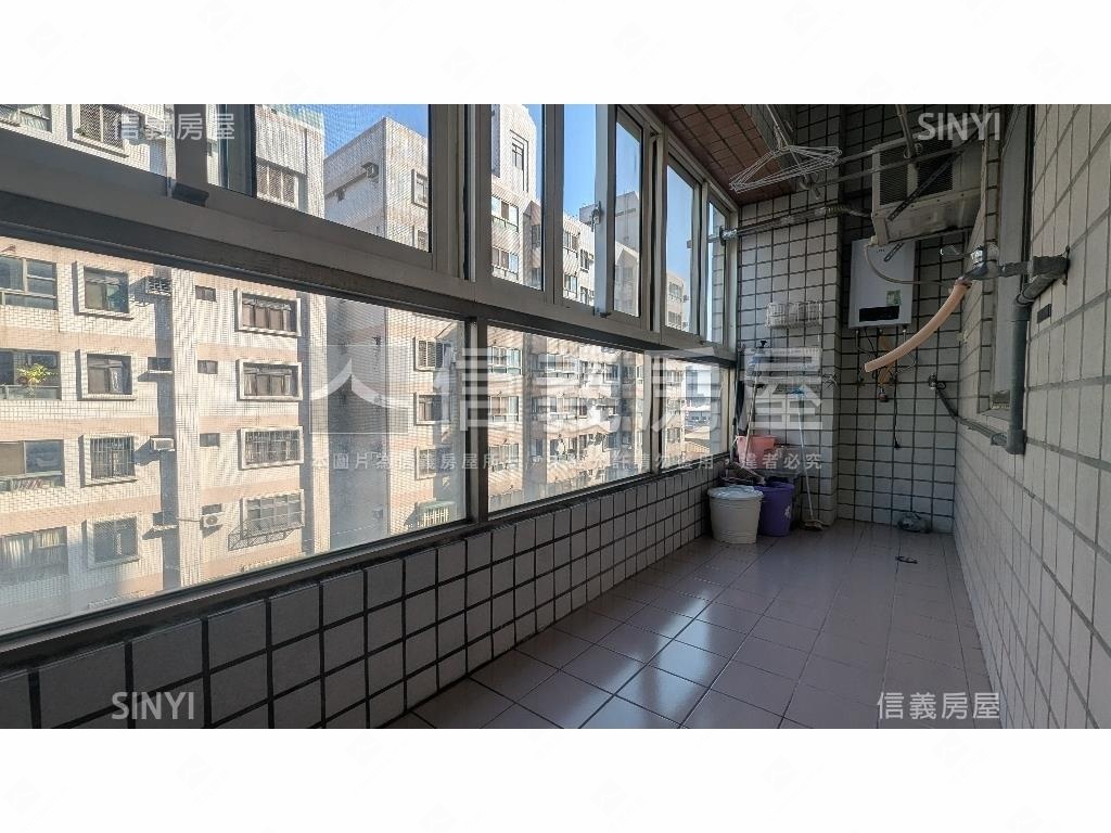 太子建設大四房平車房屋室內格局與周邊環境