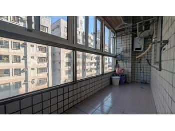 松竹商圈四房平面車位