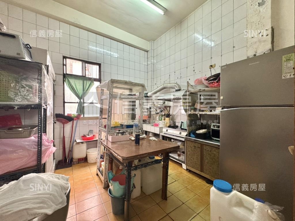 五福學區前路後巷騎樓透店房屋室內格局與周邊環境
