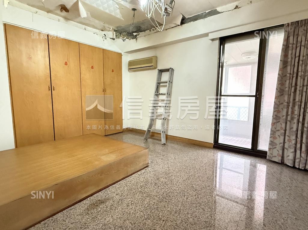 近七賢國小大坪數採光三房房屋室內格局與周邊環境