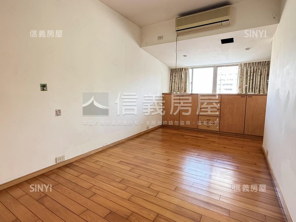 近七賢國小大坪數採光三房房屋室內格局與周邊環境