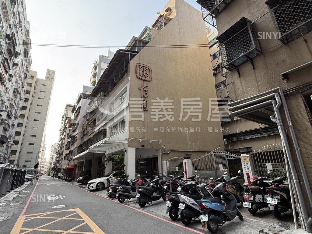 近七賢國小大坪數採光三房房屋室內格局與周邊環境