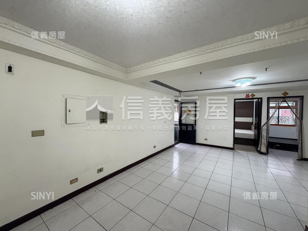 【成功】新婚首購電梯三房房屋室內格局與周邊環境