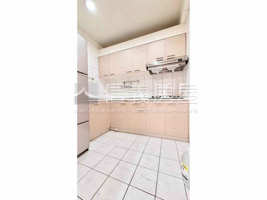 北投方正邊間公寓房屋室內格局與周邊環境