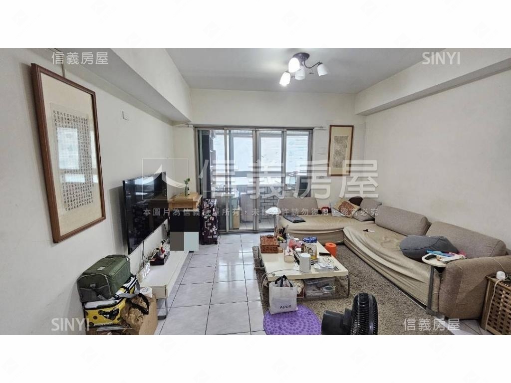 甲天廈精緻社區電梯三房房屋室內格局與周邊環境