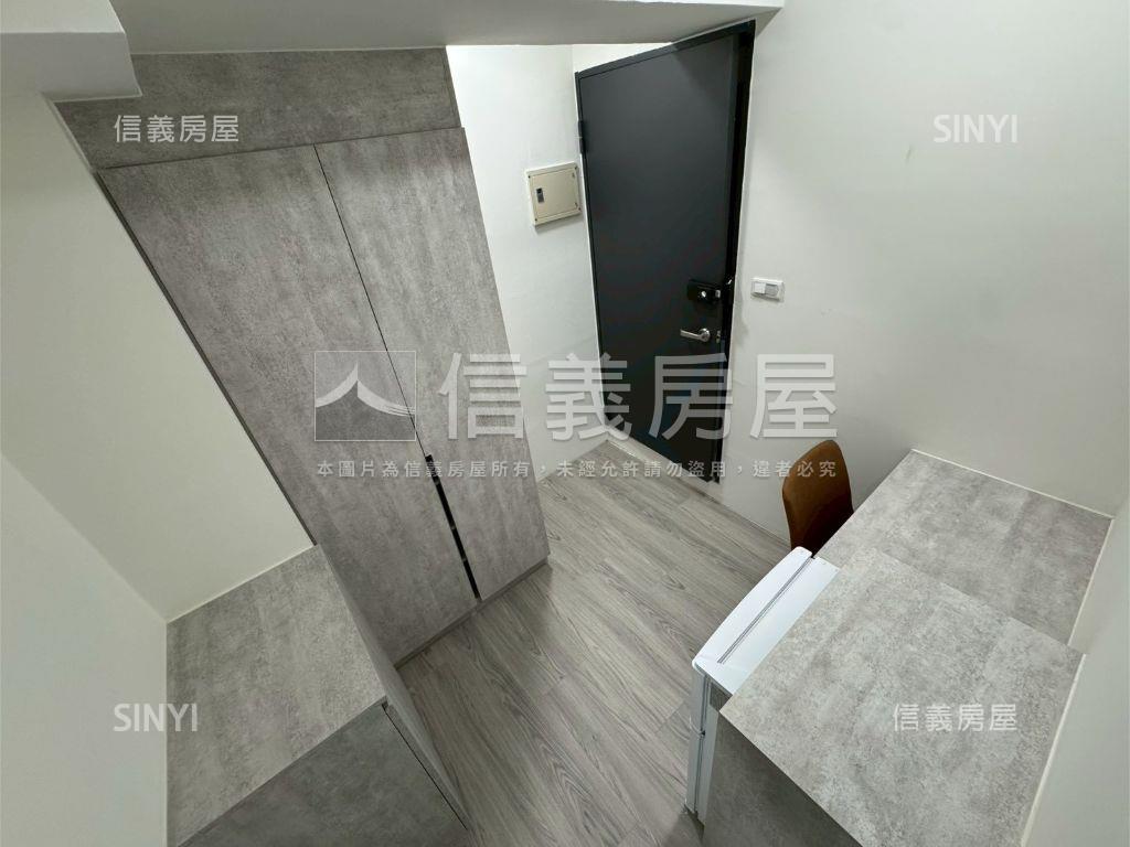 兩大路口正角間視野戶五套房屋室內格局與周邊環境