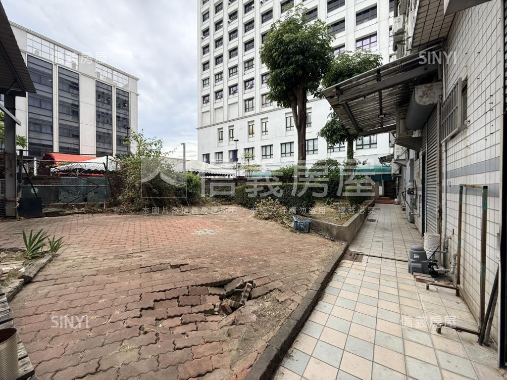 奇美醫院旁熱鬧吃市金店房屋室內格局與周邊環境