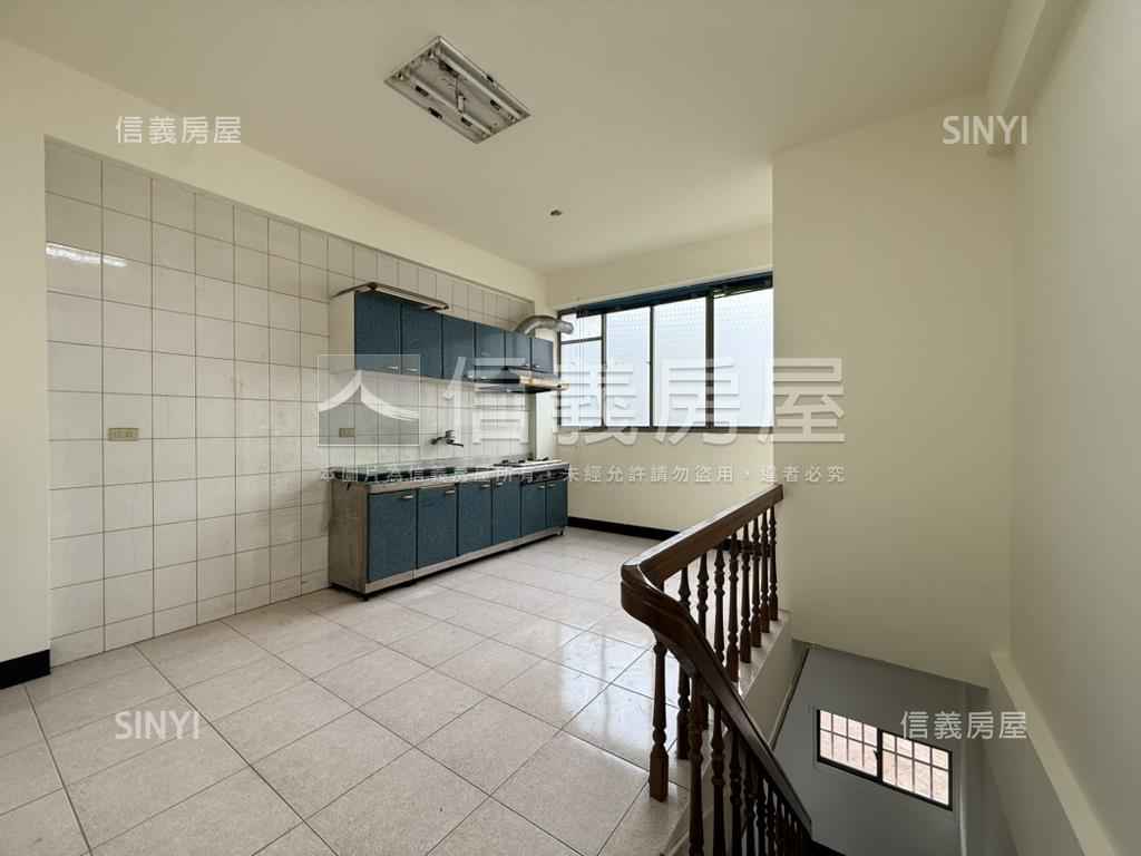 奇美醫院旁熱鬧吃市金店房屋室內格局與周邊環境