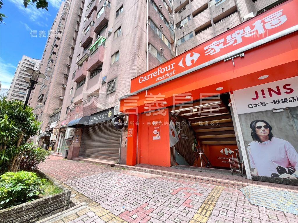 稀有家樂福黃金商場房屋室內格局與周邊環境