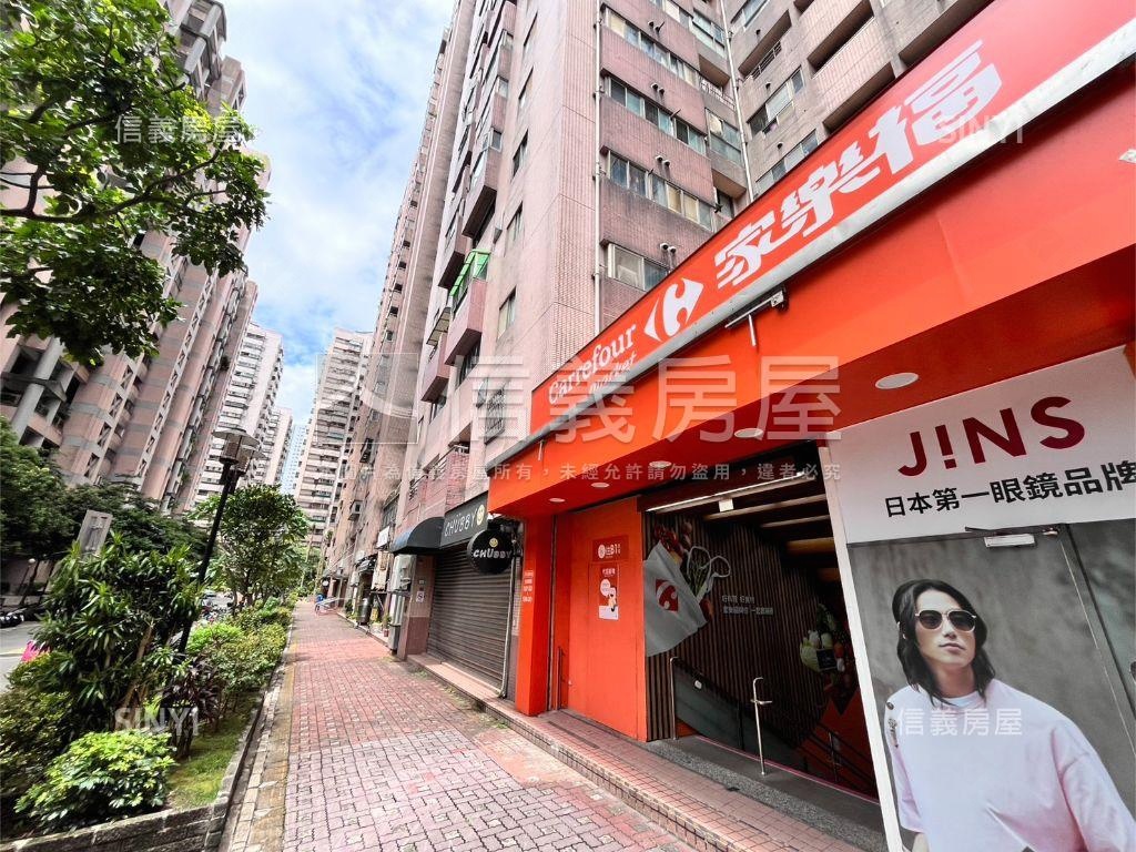 稀有家樂福黃金商場房屋室內格局與周邊環境
