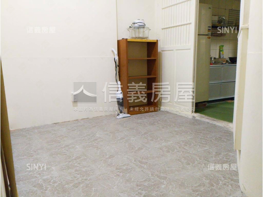 近大龍國小．哈密庭園一樓房屋室內格局與周邊環境