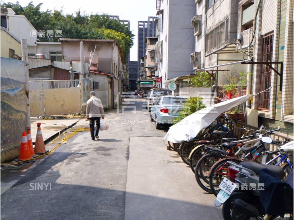 近大龍國小．哈密庭園一樓房屋室內格局與周邊環境