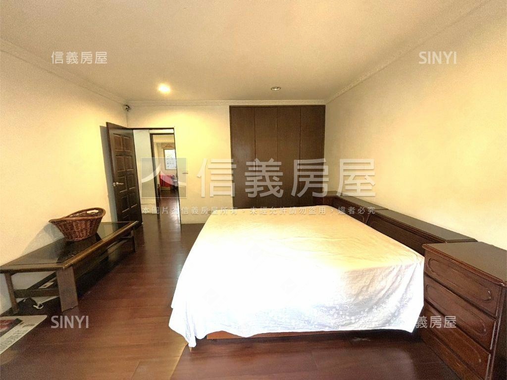 木柵獨棟電梯大三房車位房屋室內格局與周邊環境