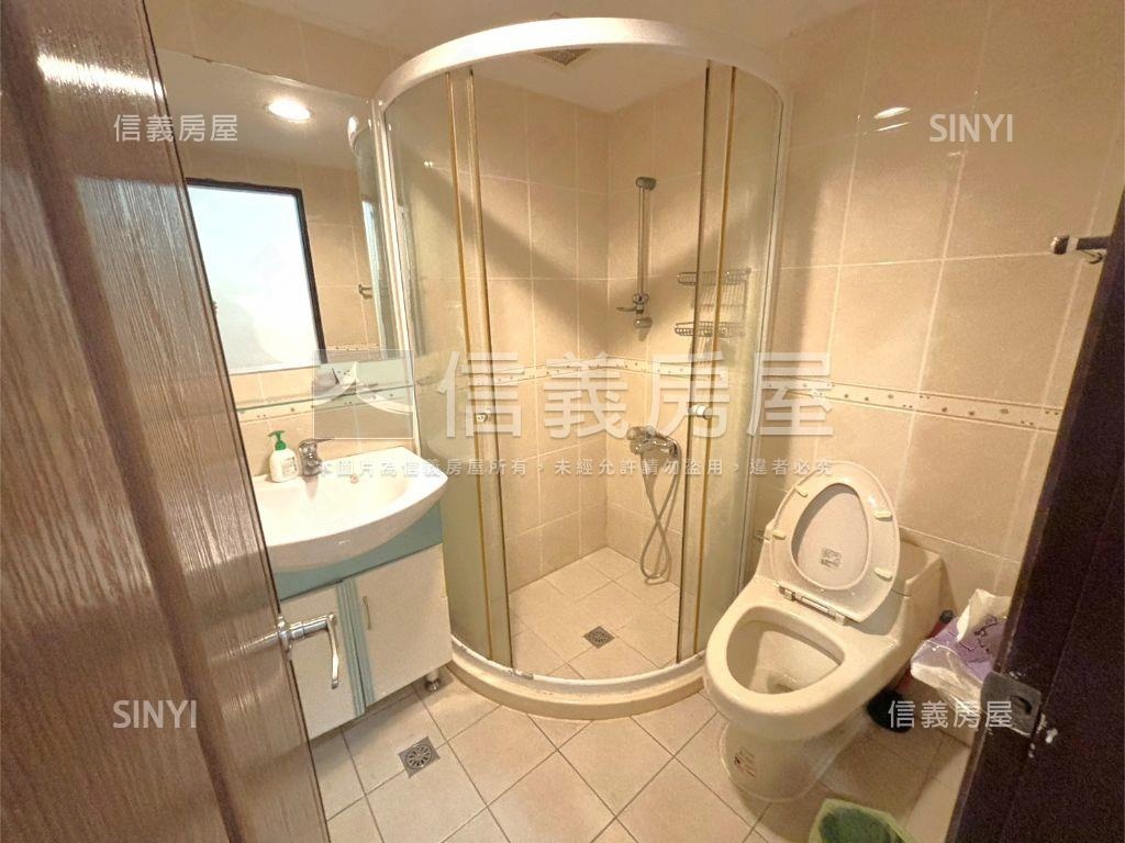 木柵獨棟電梯大三房車位房屋室內格局與周邊環境