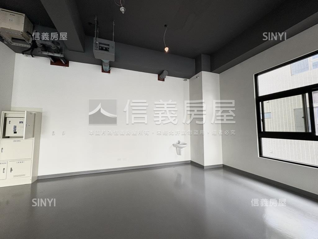 南崁全新廠辦中謹雲極房屋室內格局與周邊環境