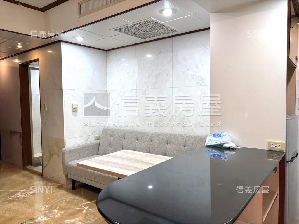 士東靓美電梯房屋室內格局與周邊環境