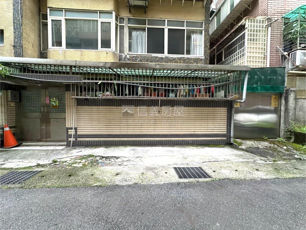 久康街一樓大空間房屋室內格局與周邊環境