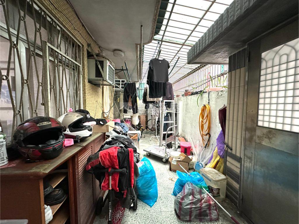 久康街一樓大空間房屋室內格局與周邊環境