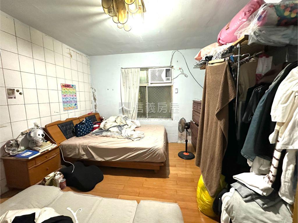 久康街一樓大空間房屋室內格局與周邊環境