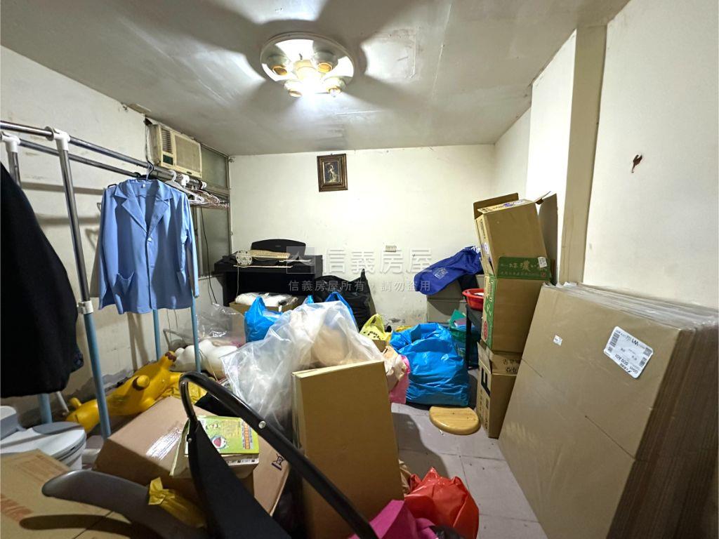 久康街一樓大空間房屋室內格局與周邊環境