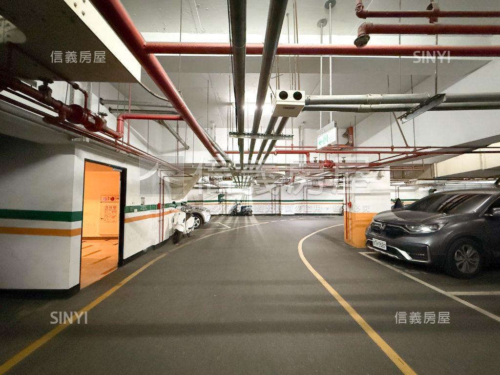 近高鐵稀有採光三房平車房屋室內格局與周邊環境