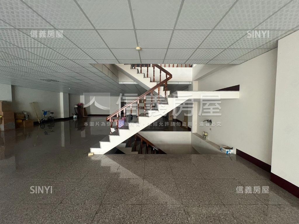 正大墩路１１米面寬金店房屋室內格局與周邊環境