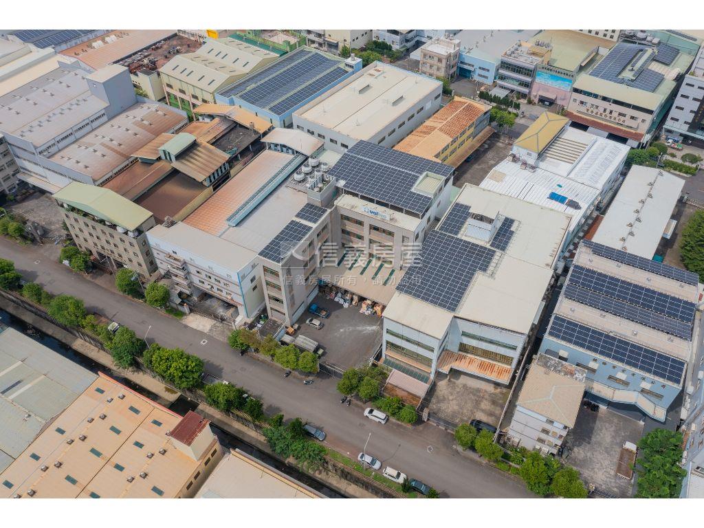 大里工業區９２８坪廠房房屋室內格局與周邊環境