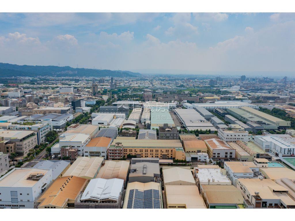 大里工業區９２８坪廠房房屋室內格局與周邊環境