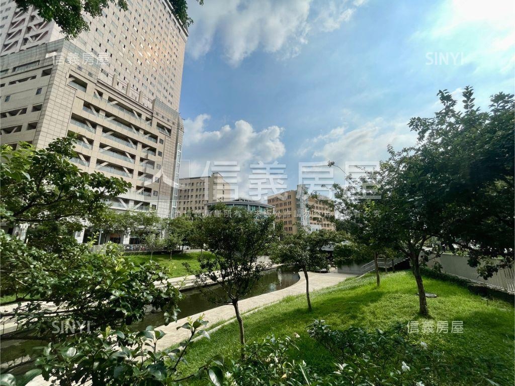 柳川約１８米大面寬角店房屋室內格局與周邊環境