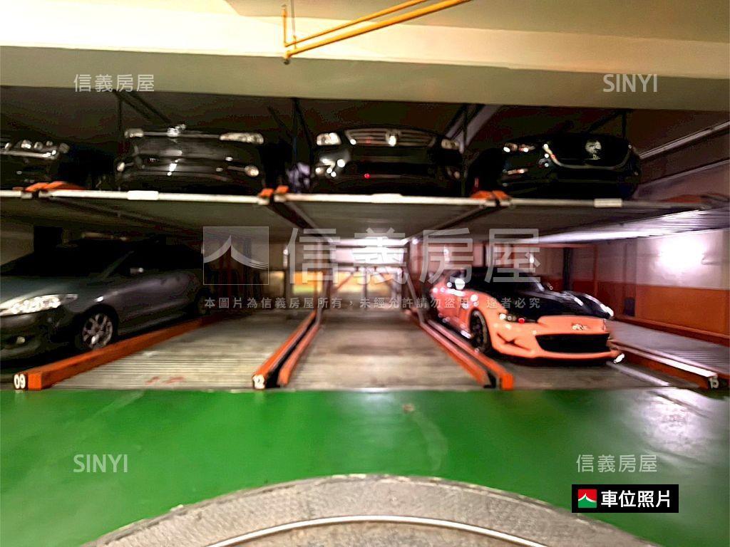【翡翠】美妝三房附車位房屋室內格局與周邊環境