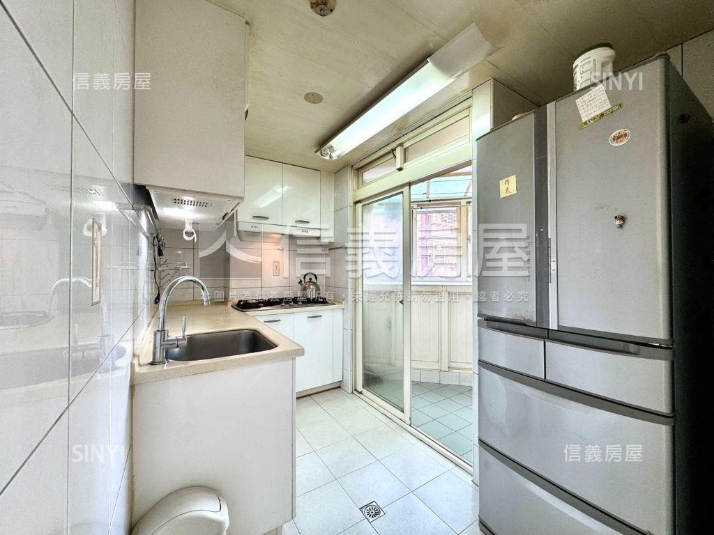 近捷運★大安區邊間三房房屋室內格局與周邊環境