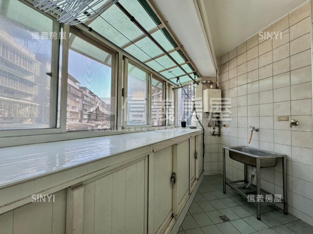 近捷運★大安區邊間三房房屋室內格局與周邊環境