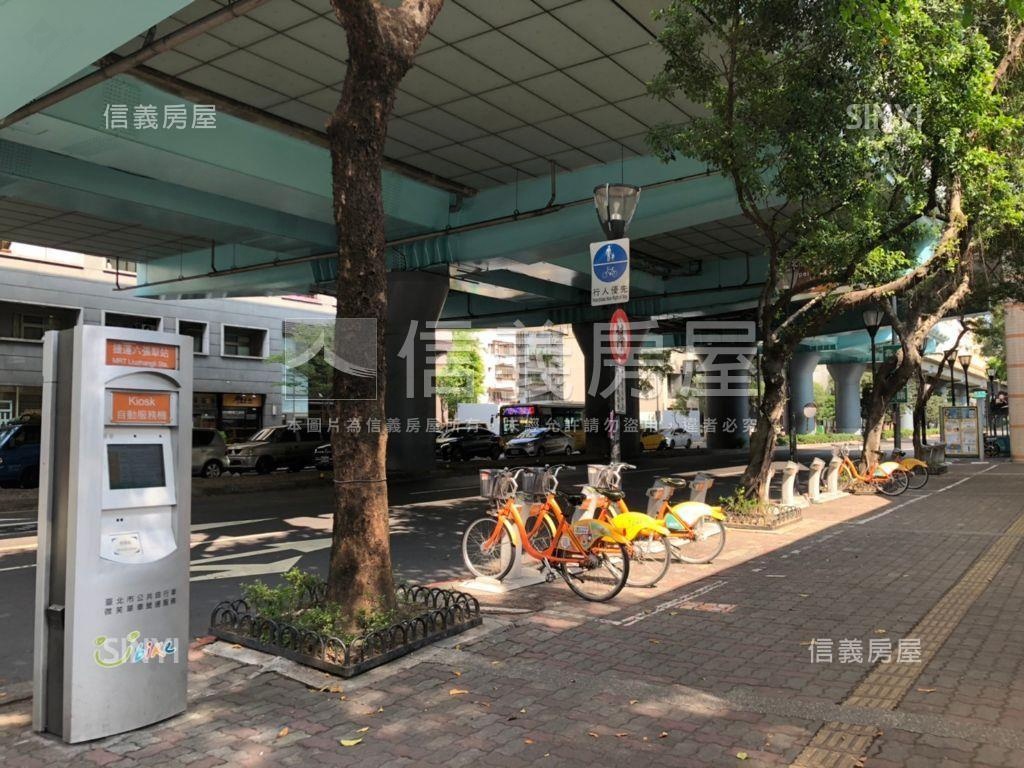 近捷運★大安區邊間三房房屋室內格局與周邊環境