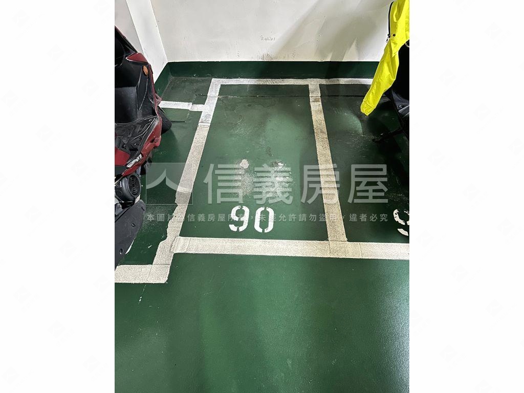 綠意柏悅兩房平面車位房屋室內格局與周邊環境