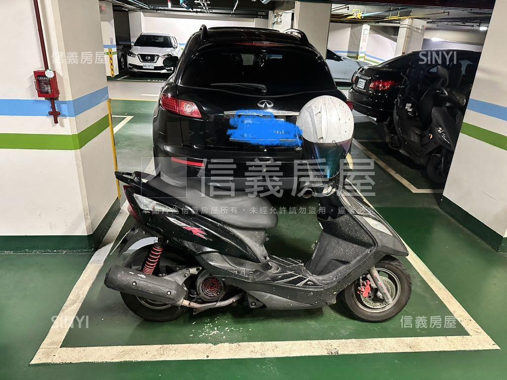綠意柏悅兩房平面車位房屋室內格局與周邊環境
