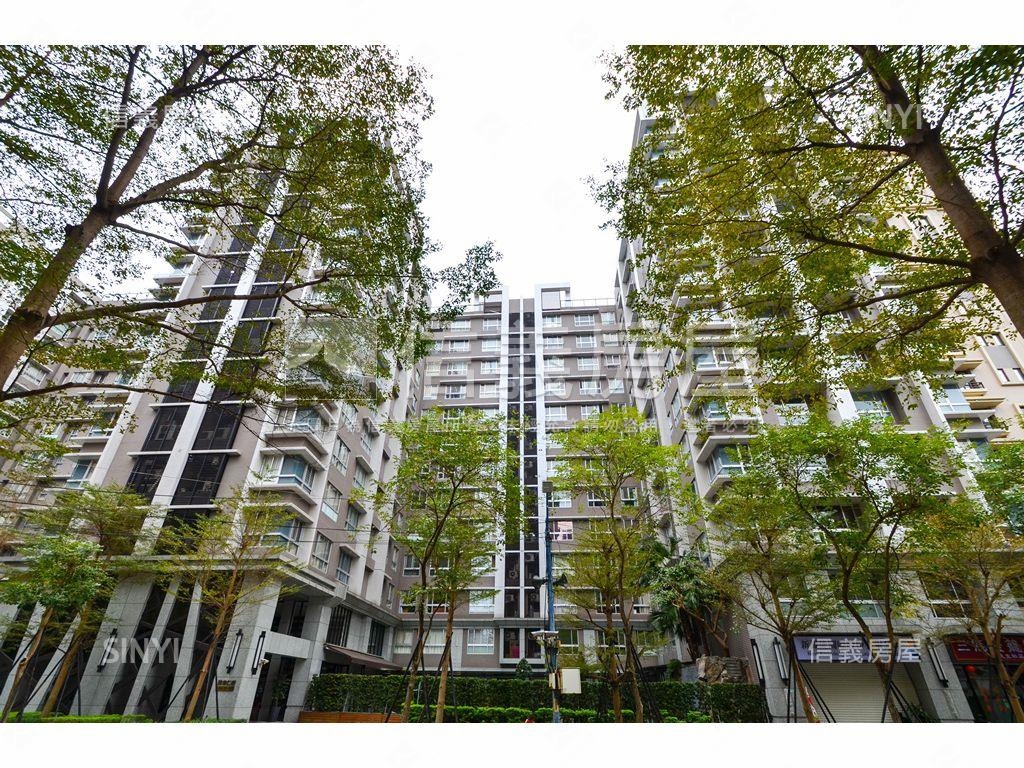 綠意柏悅兩房平面車位房屋室內格局與周邊環境