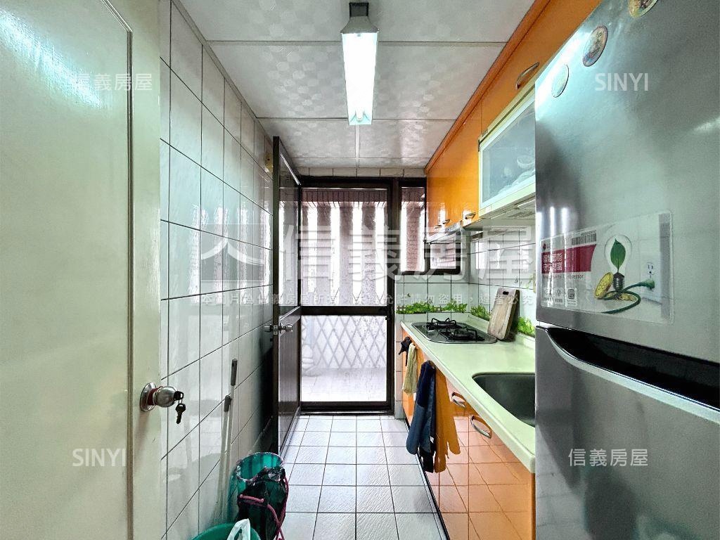 台北福第．三房車位房屋室內格局與周邊環境