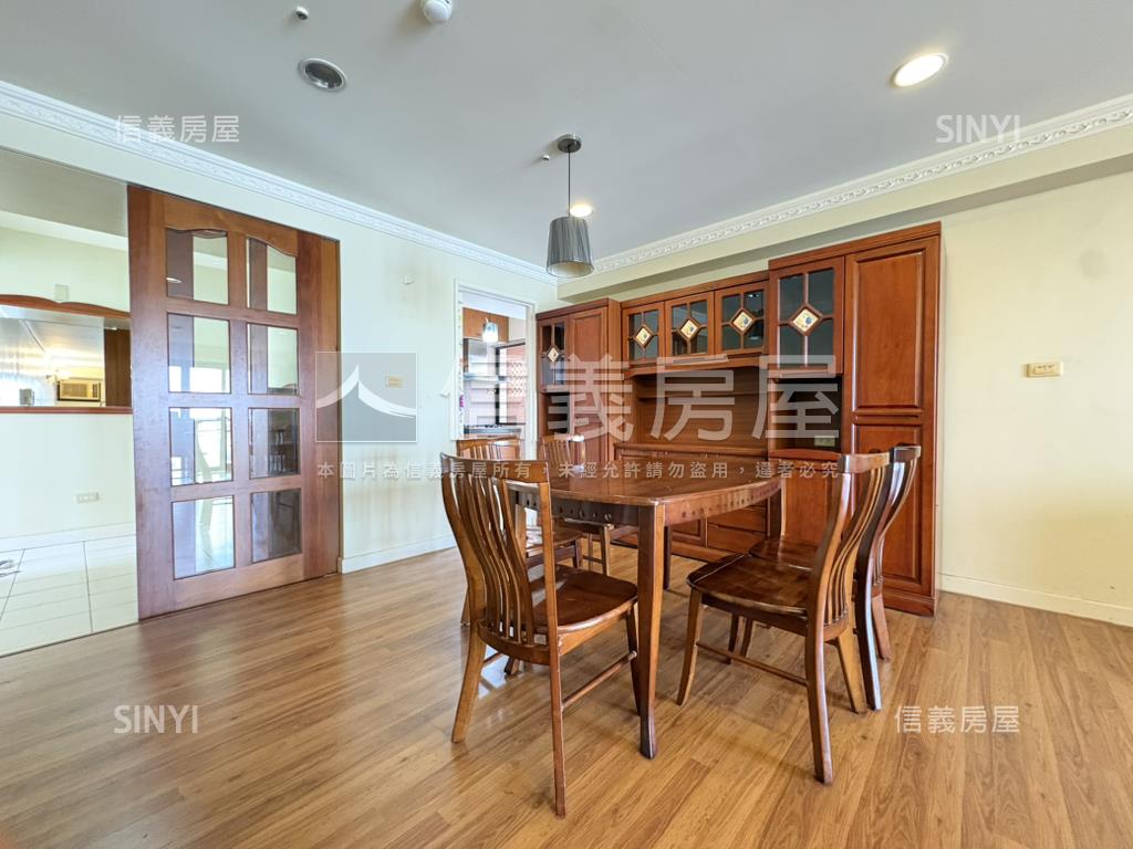 成大學廬遠眺城市美景房屋室內格局與周邊環境