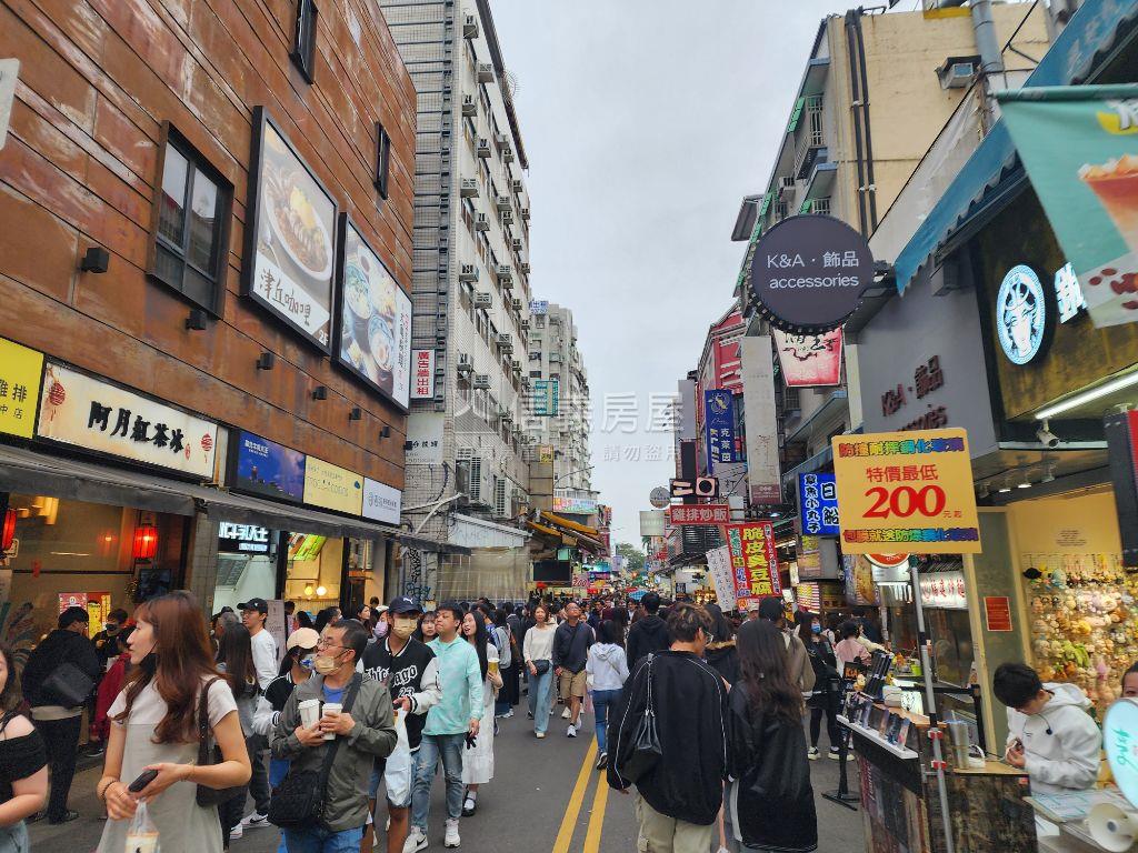 正一中商圈順天中來套房房屋室內格局與周邊環境