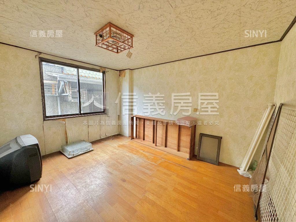 大地城國透天房屋室內格局與周邊環境