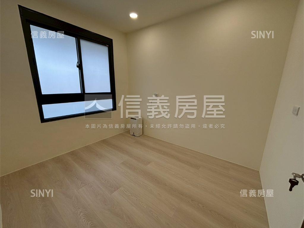 全新裝修☆水電重拉☆三房房屋室內格局與周邊環境