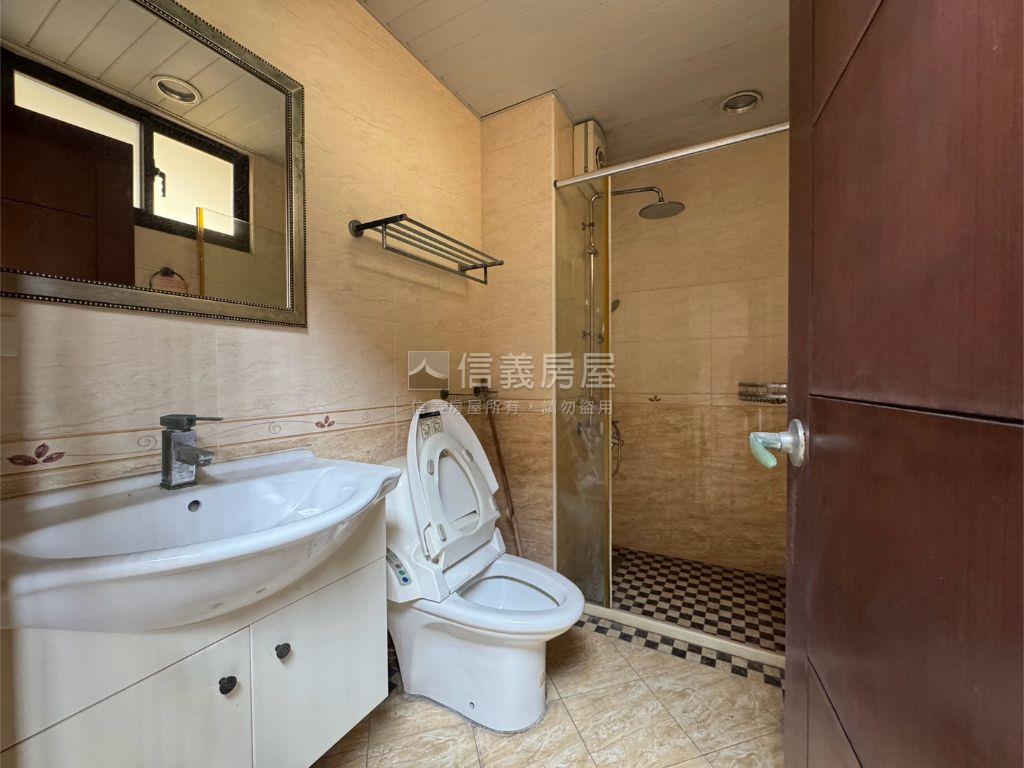 和平路香榭尊邸收租透店Ｂ房屋室內格局與周邊環境