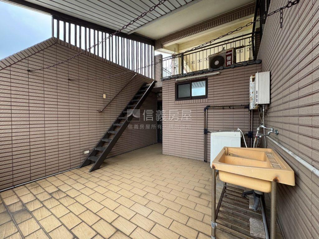 和平路香榭尊邸收租透店Ｂ房屋室內格局與周邊環境