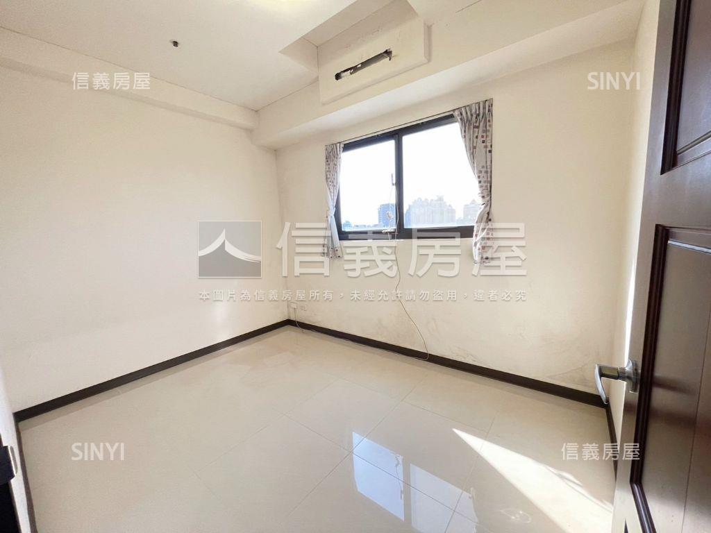 梵谷星空視野２房１室車位房屋室內格局與周邊環境